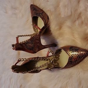 Gorgeous Date Night Pumps! Sz8